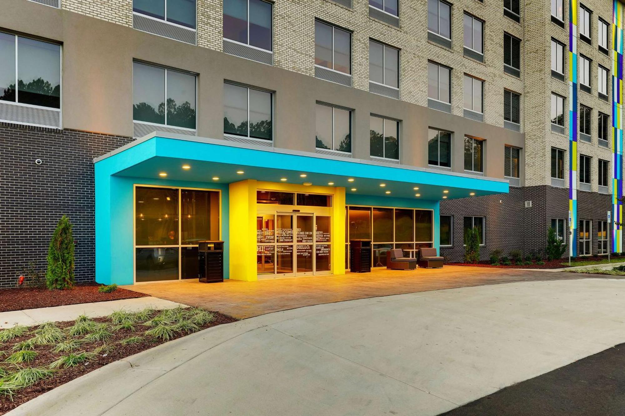 Tru By Hilton Raleigh Hotel 3*
